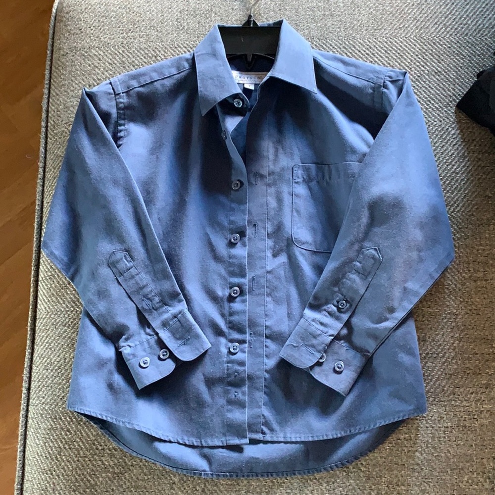 Boys dress shirt size 7